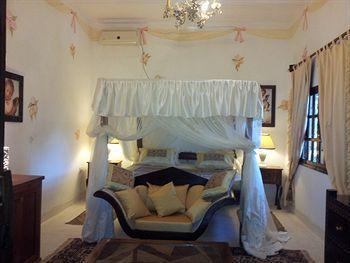 African Sun Resort Малинди Екстериор снимка